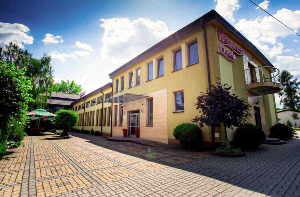 Zwierzyniec Bed & Breakfast | Restauracja Sonata