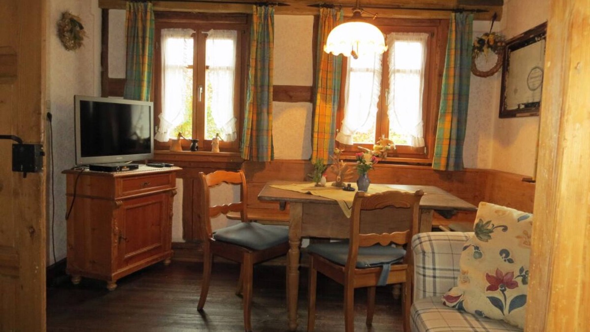 Neusitz Apartment | Restauriertes Bauernhäuschen im Zentrum von Schweinsdorf