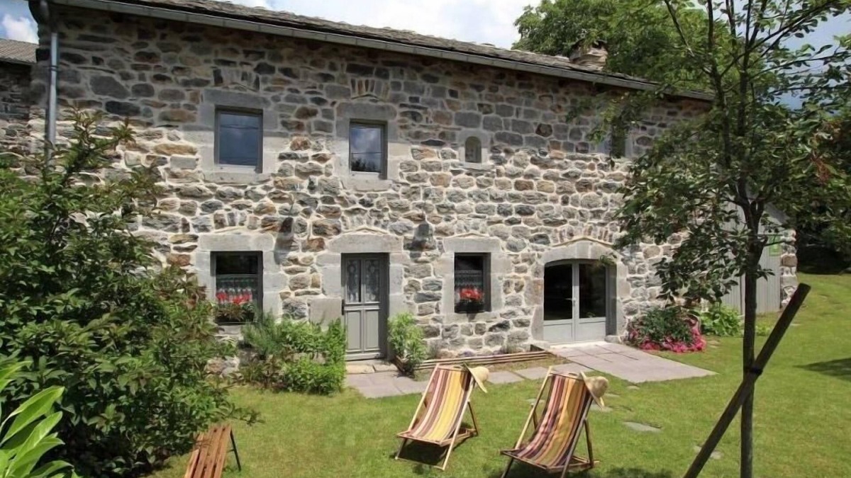 Saint-Julien-Chapteuil Cottage | Restored 19th-Century Farmhouse with Garden, Near Trails & Attractions