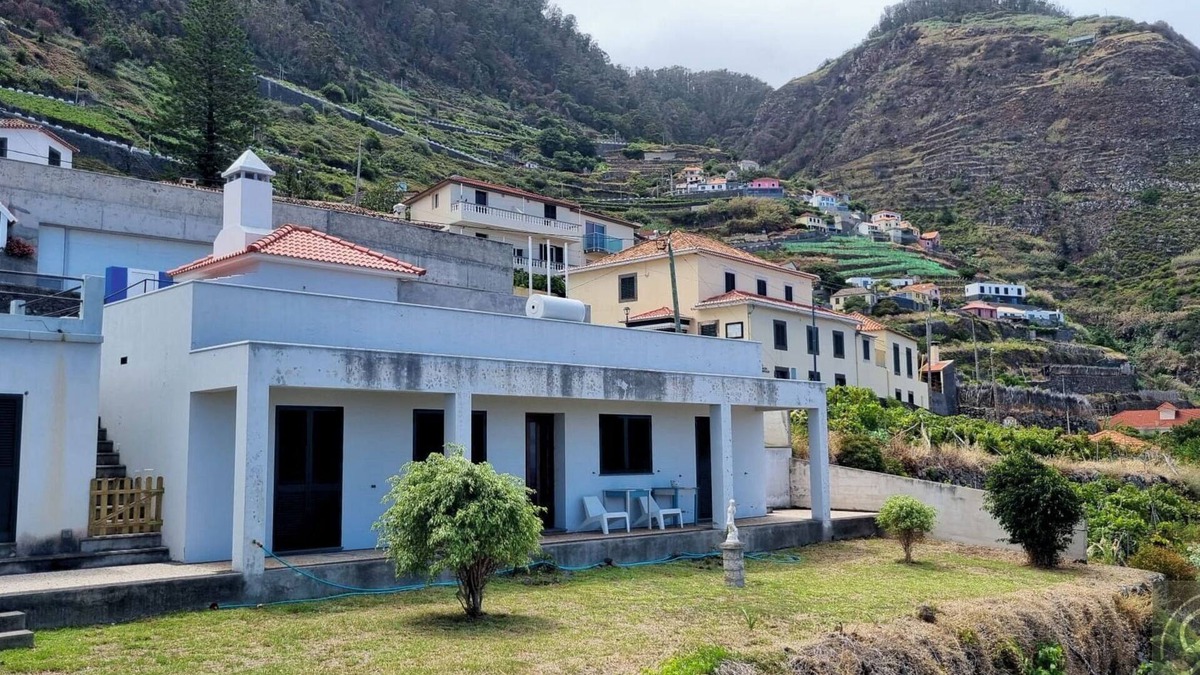 Porto Moniz House | Retreat for body and soul!nnwww.soulfulstays.pt