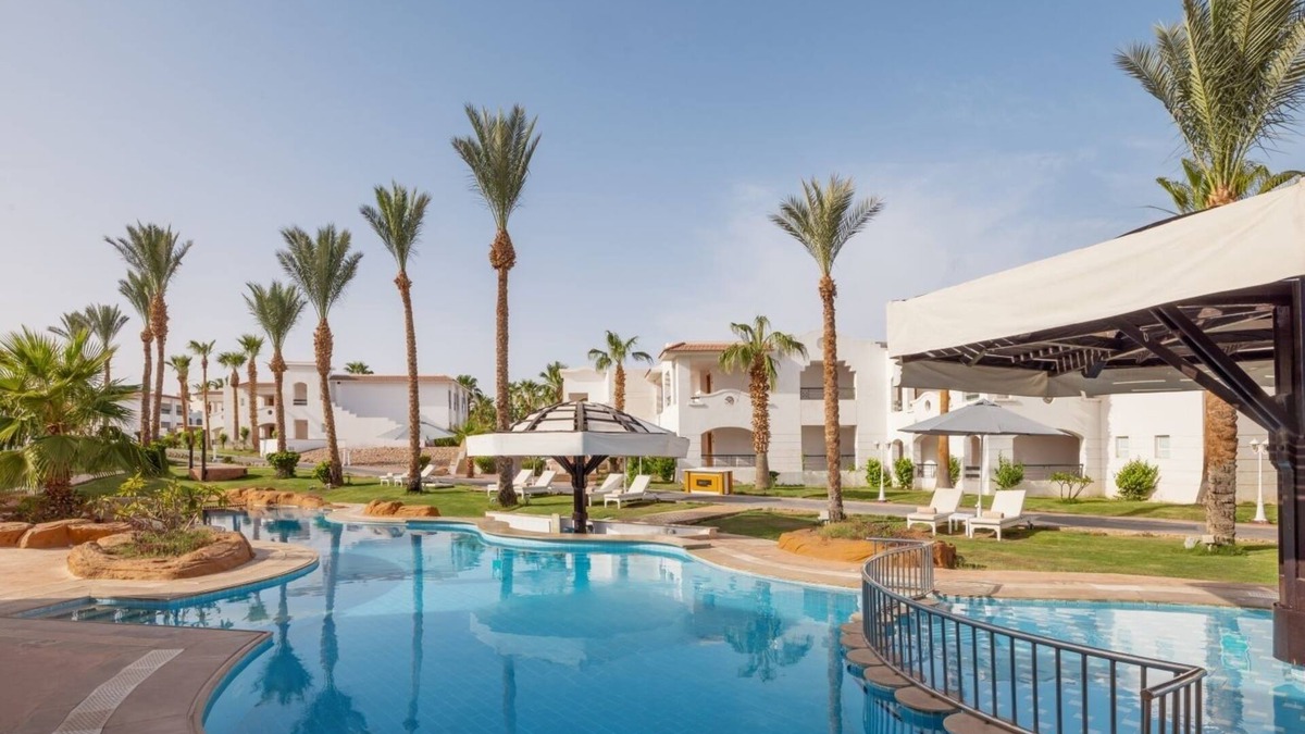 Sharm El Sheikh Resort | Retreat Near Naama Bay – Quick Access l 4 Spacious Rooms, Waterpark & Spa