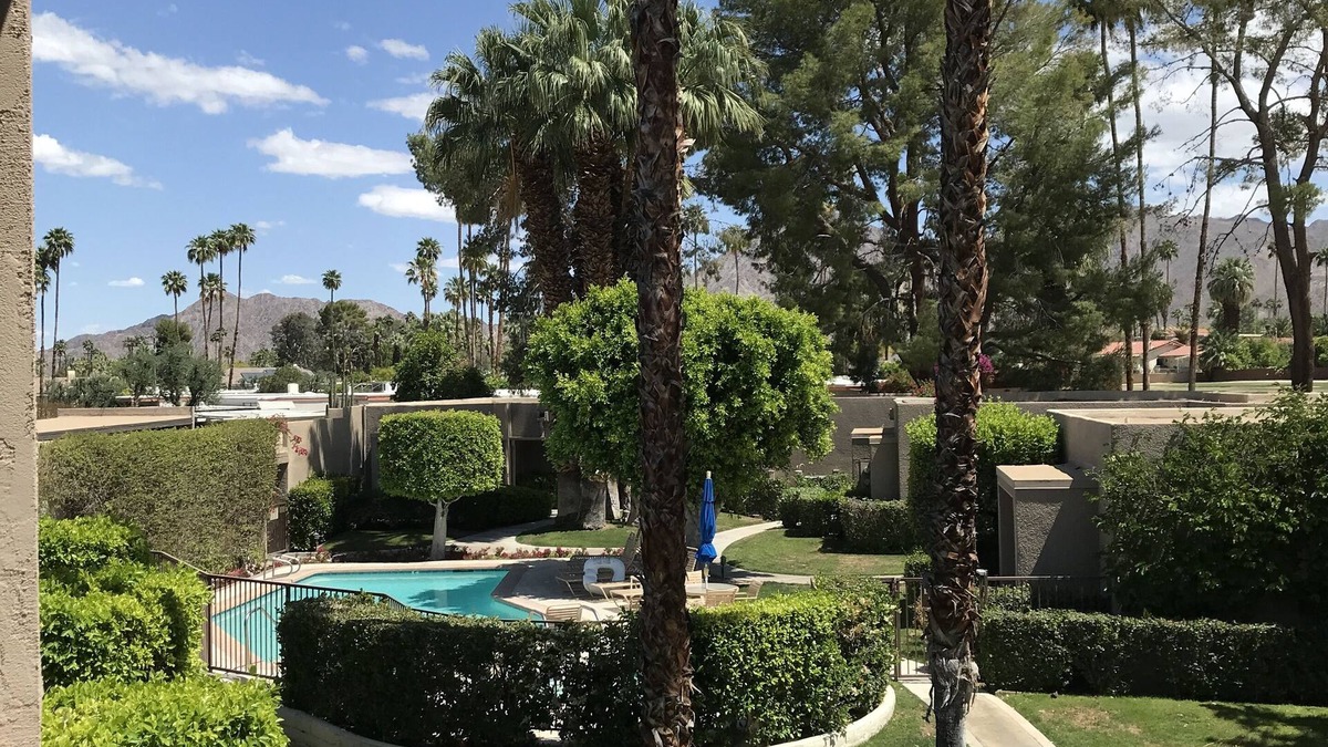 Palm Desert Condo | Retreat Palm Desert Jewel in Shadow Mountain Resort near El Paseo
