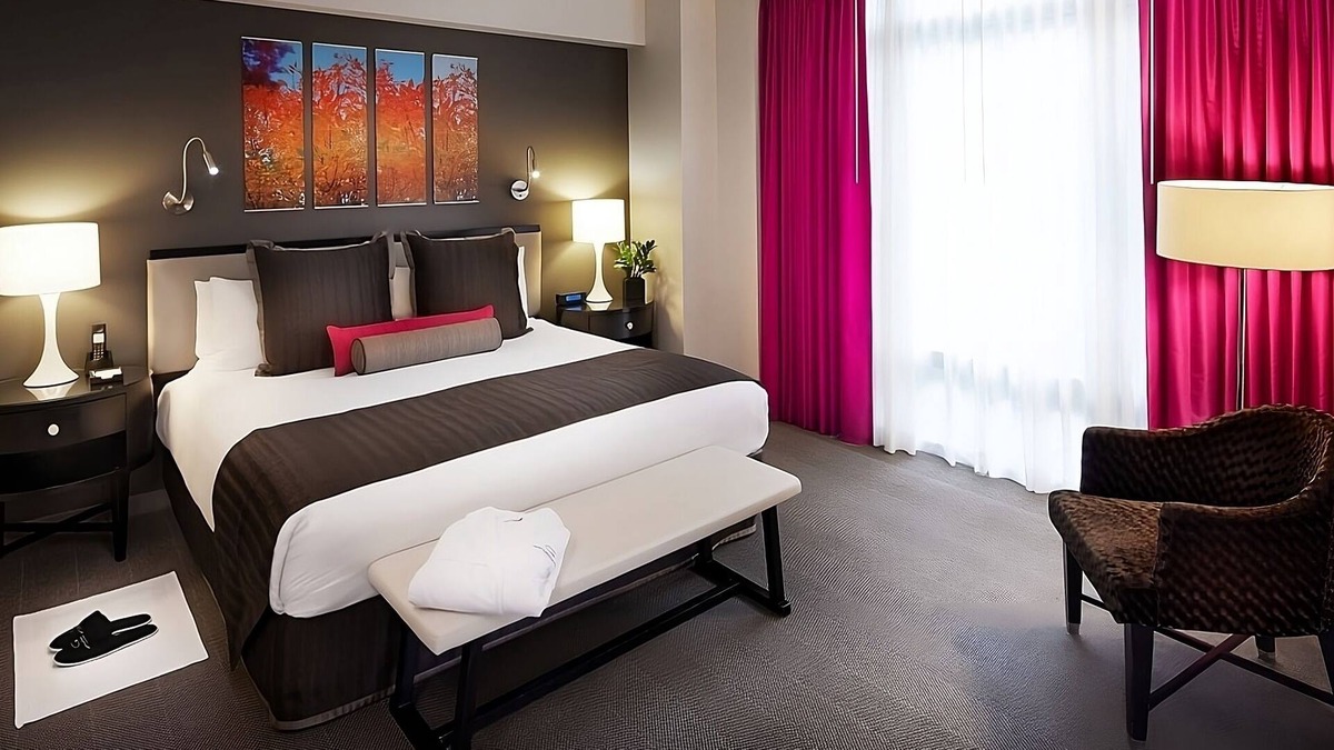 Rose Hill Hotel | Retreat to Understated Elegance! 4 Family-friendly Units, Rooftop Pool
