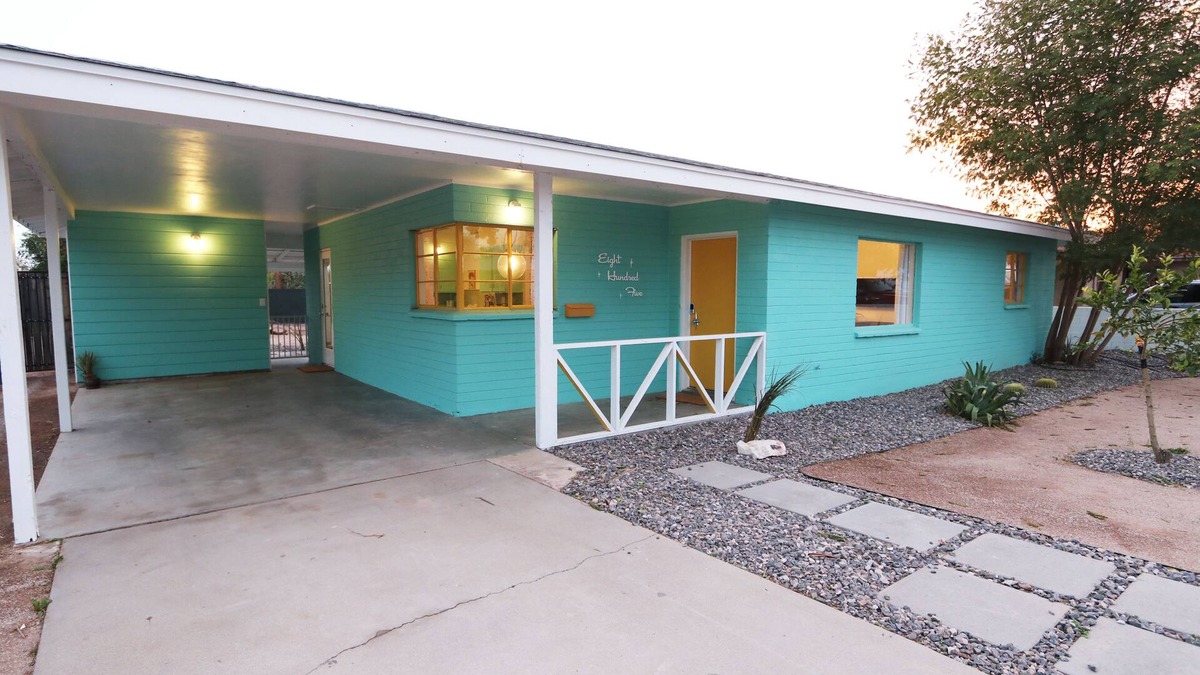 Buckeye House | Retro Retreat in the Heart of Downtown Buckeye, Arizona