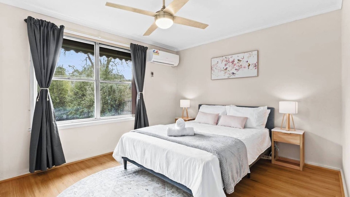 Mornington House | Retro Retreat - Mornington