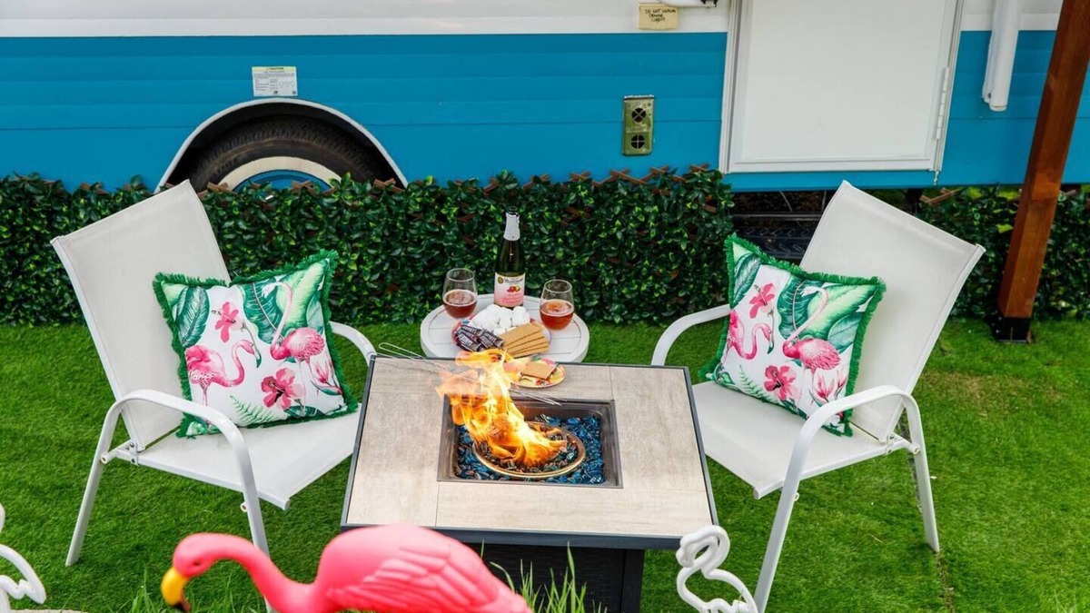 Granite Hills House | Retro RV Retreat- Unique family adventure!