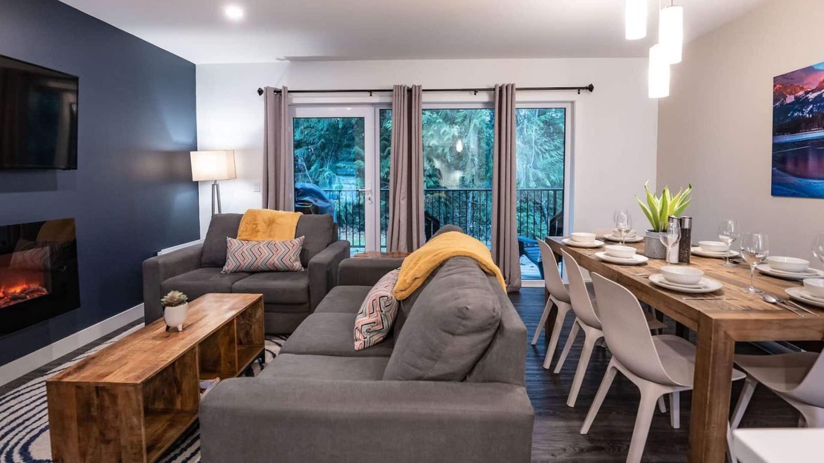 Revelstoke House | Revelstoke - Alpine Escape