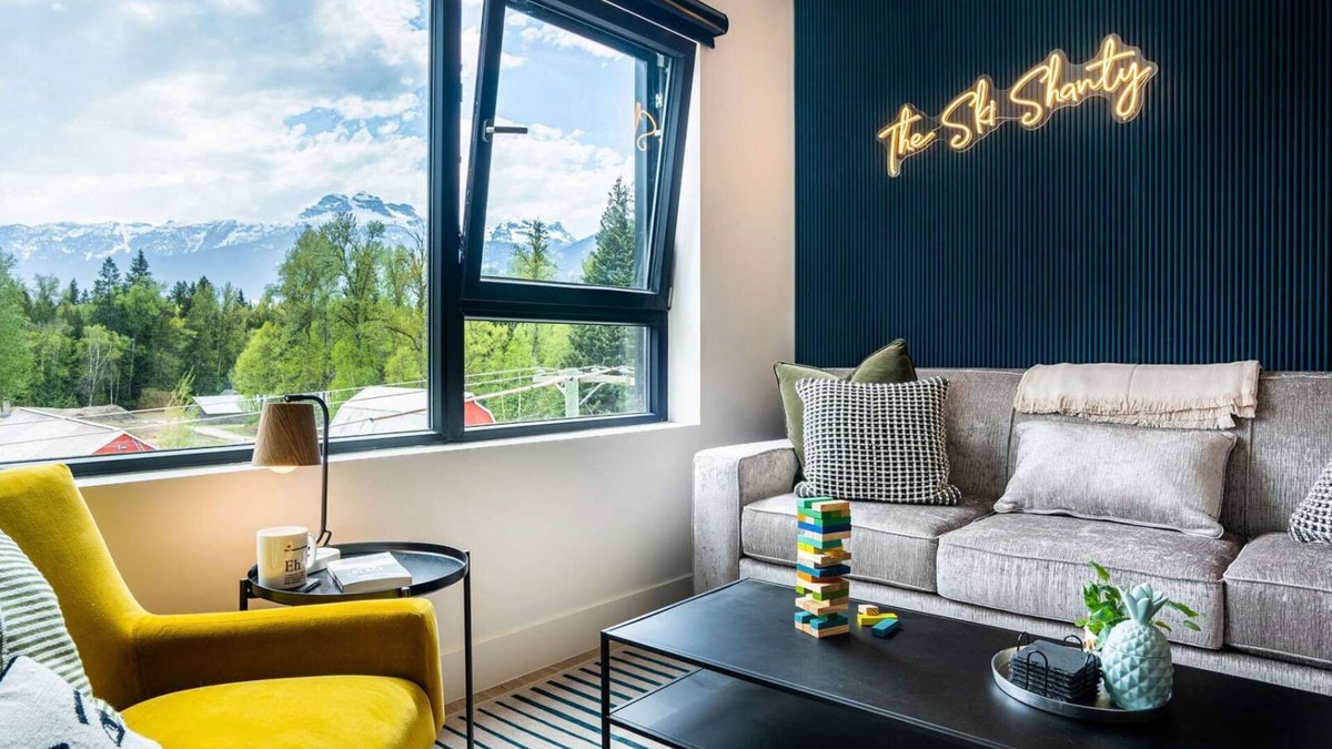 Revelstoke Condo | Revelstoke - Condo with Hot Tub-The Ski Shanty