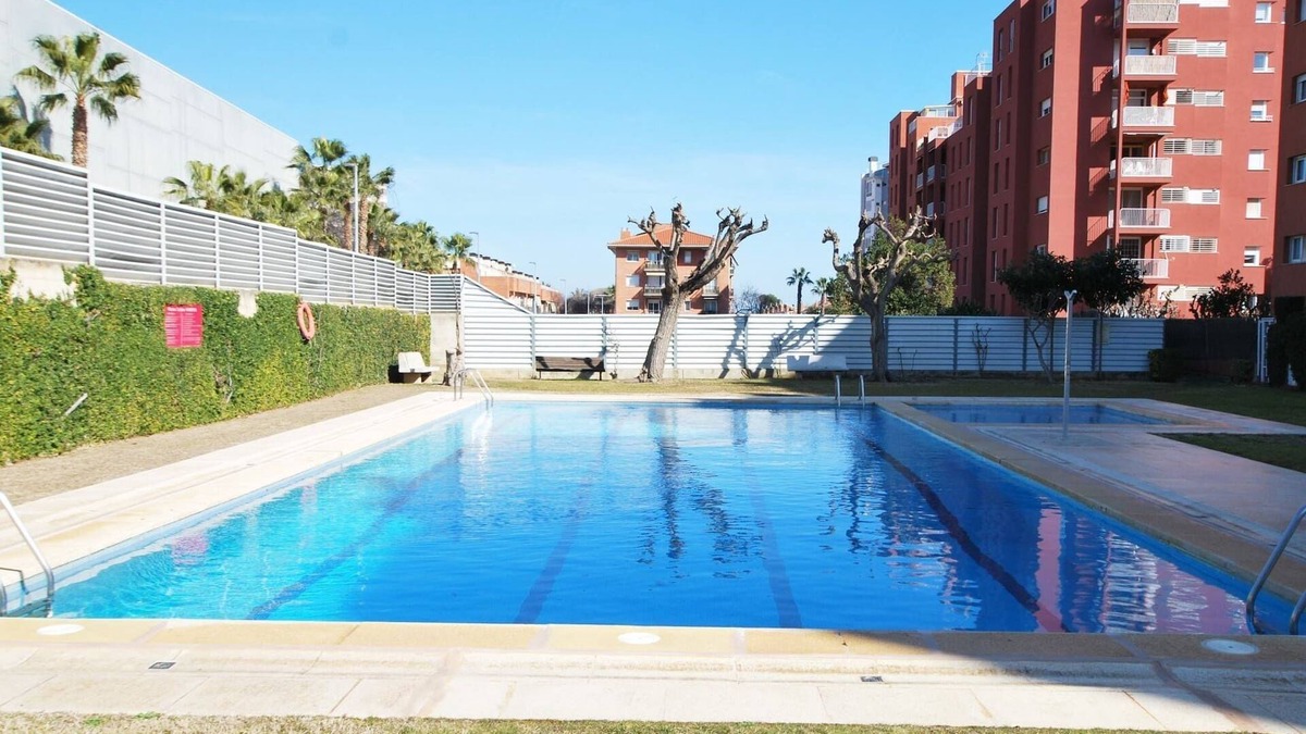 Vilassar de Mar Apartment | Rey apartment - Community Pool
