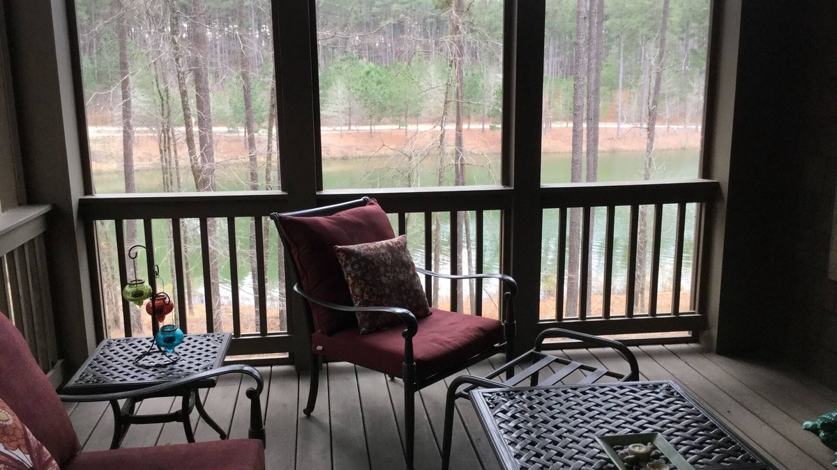 Lake Oconee Cottage | Reynolds Lake Oconee Cottage, 2 Miles from the Ritz Carlton.