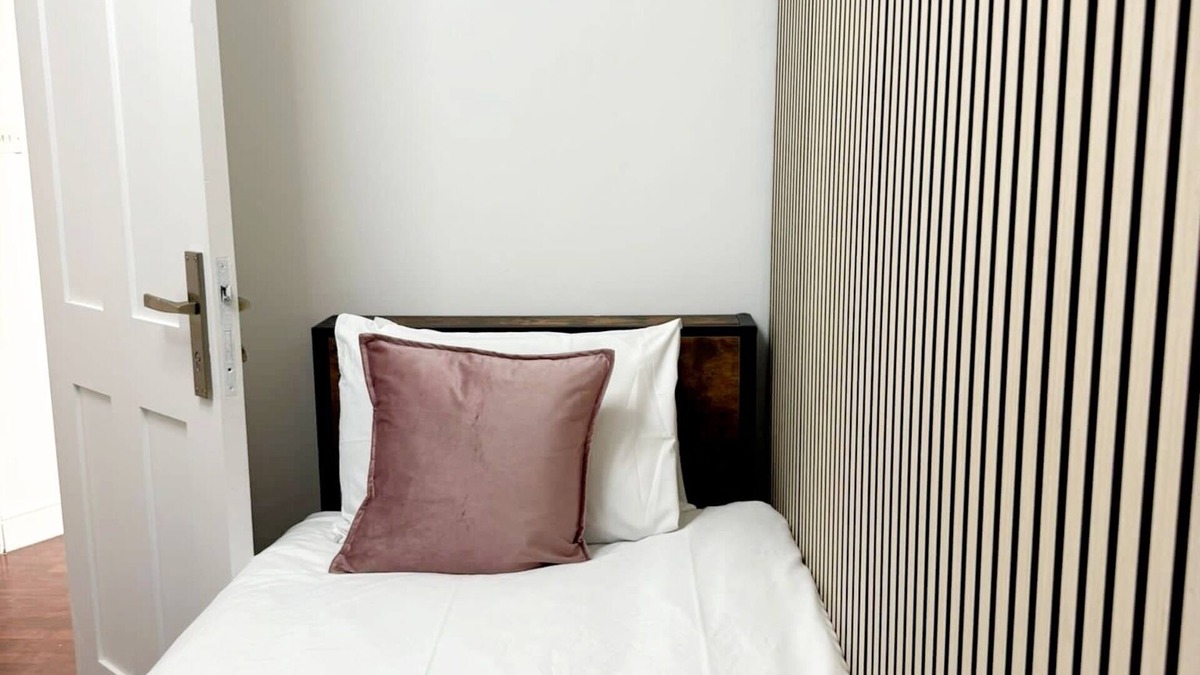 Dudden Hill Hotel | RF-Comfy room for 1 in Wembley!