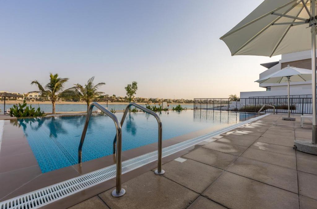 Mina Al Arab Villa | RH- 4BR spacious Private Pool Villa near Beach, Resort in RAK