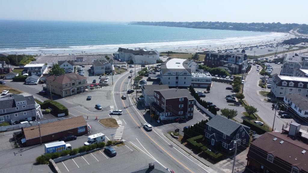 Newport Hotel | Rhea's Inn by the Sea