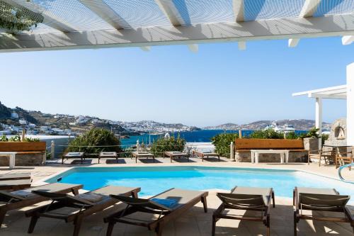 Tourlos Hotel | Rhenia Hotel