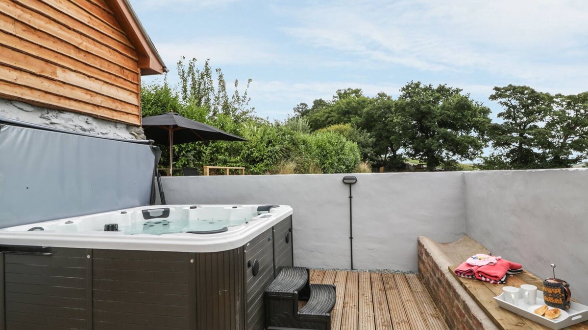 Oswestry Cottage | Rhianwen, Plas Moelfre Hall Barns