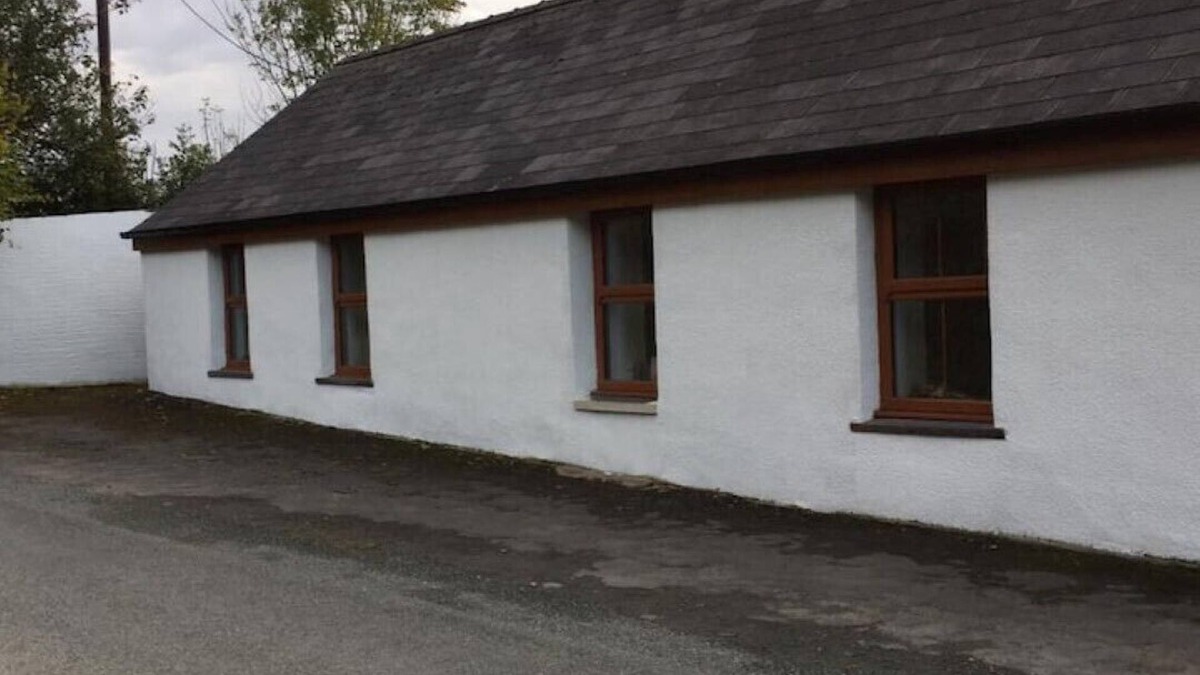 Llandysul House | Rhydwen Cottage - Cosy and Quiet