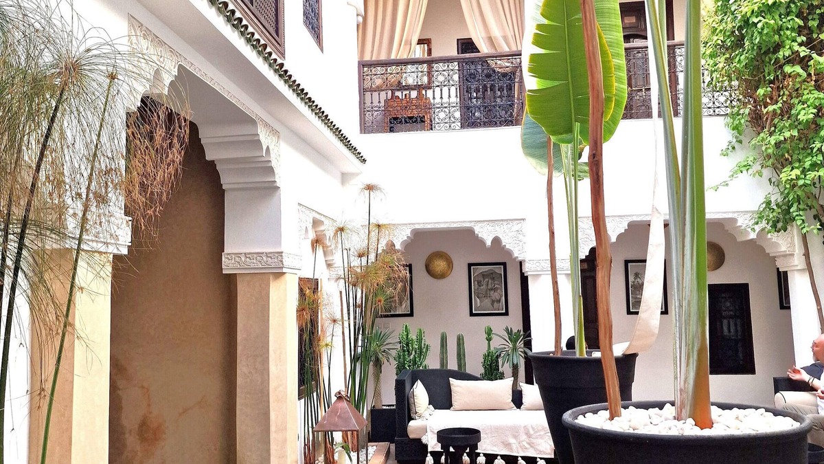 Bab Doukkala House | Riad exclusif au Coeur de la Médina de Marrakech - Rooftop, Pool and Hammam