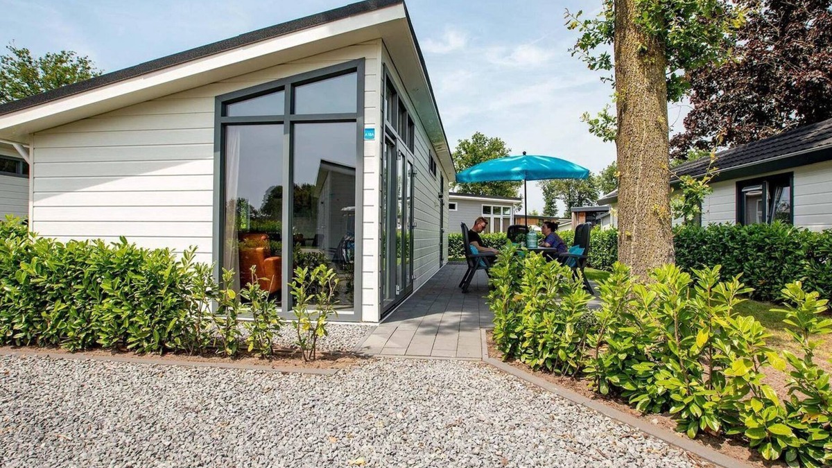 Cromvoirt Ski Chalet | ✓ Rialto at Résidence de Leuvert ✓ Holiday home for 5 persons ✓ Located near Den Bosch (Noord-Brabant) ✓ Near De IJzeren Man ✓ Book directly through the park