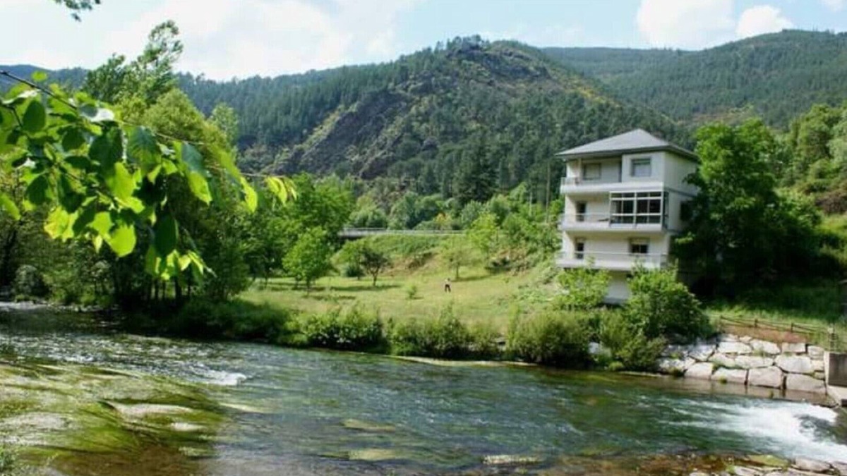 San Xulian House | Ribera Sacra on the banks of the Lor River