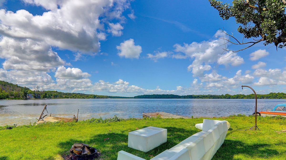 Roseneath Cottage | Rice lake 3 bedrooms waterfront cottage