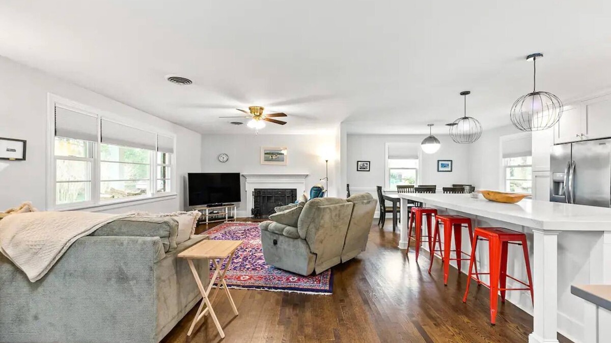 North Chesterfield House | Richmond Hosting Homenn