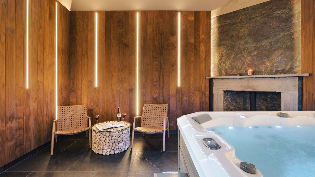 Kendal Apartment | Richmond Place - Apartment in Private Mansion