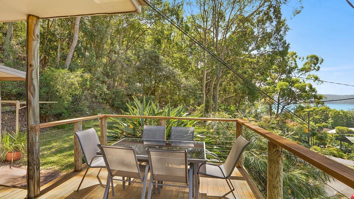 Pretty Beach Central Coast House | Ridge View Cottage - Pet Friendly
