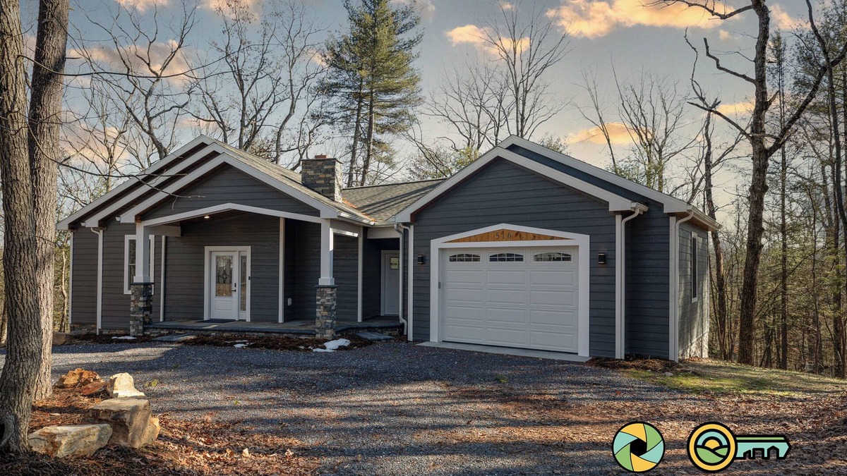 Mount Jackson House | Ridgeline Retreat | Craftsman bungalow luxury!