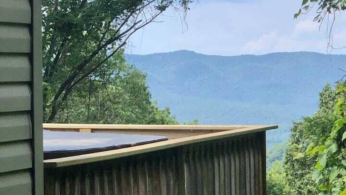 Rileyville House | Ridgeview Mountain Cabin