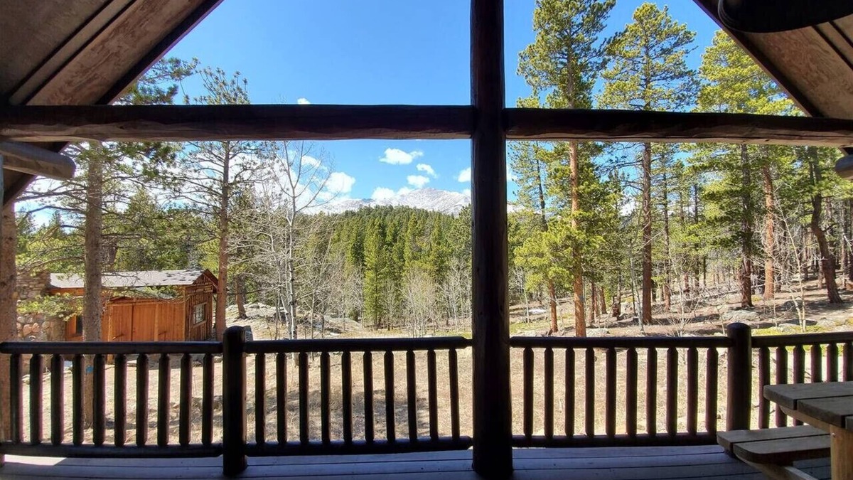 Allenspark House | Ridgeview