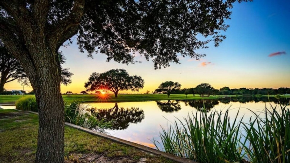 Ledbetter Apartment | Riding Arena Apartment at Horse Ranch