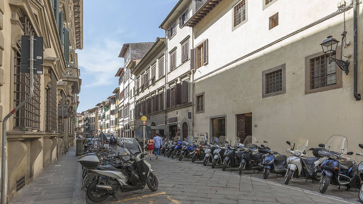 San Lorenzo Apartment | Right in the center of the city in a modern and comfortable environment.