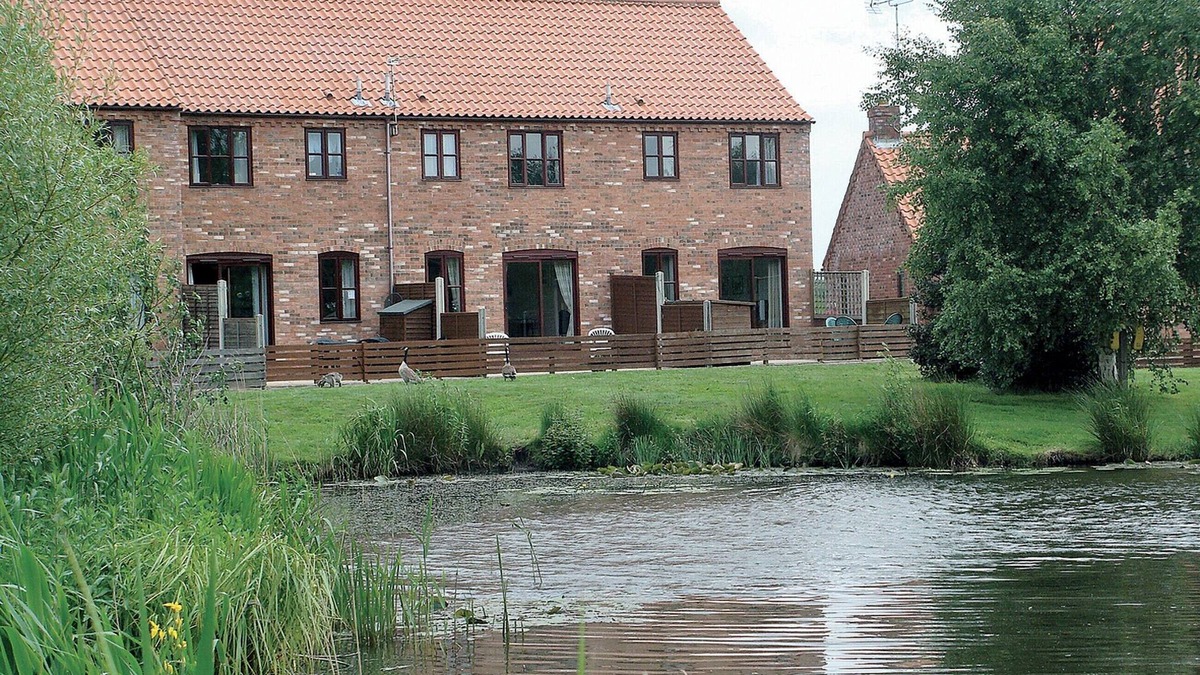 Irstead Cottage | Ringlet is quite a catch for your fishing holiday.