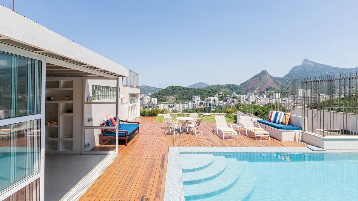Laranjeiras Apartment | Rio235 - Large penthouse with private pool in Laranjeiras