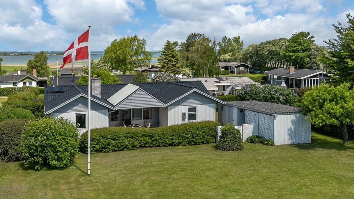 Bøjden House | "Rise" - 250m from the sea by Interhome