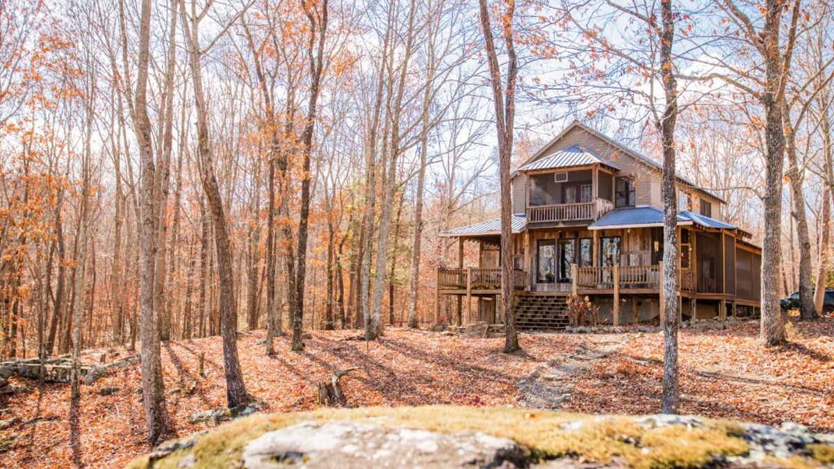 Sewanee Cabin | Rising Sun Retreat, 15 Acres on a Bluff - Sleeps 14+