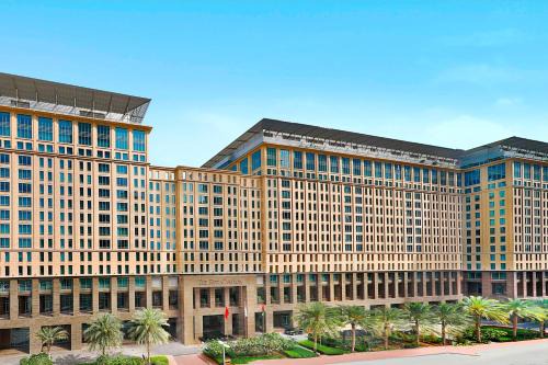 Trade Center Hotel | Ritz Carlton DIFC Downtown Dubai