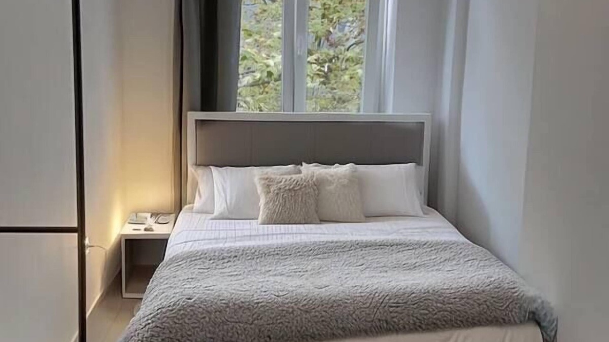 Charleroi Apartment | Rive Gauche L center - train station - airport