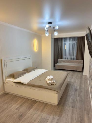 Otegen Batyra Apartment | River Apart