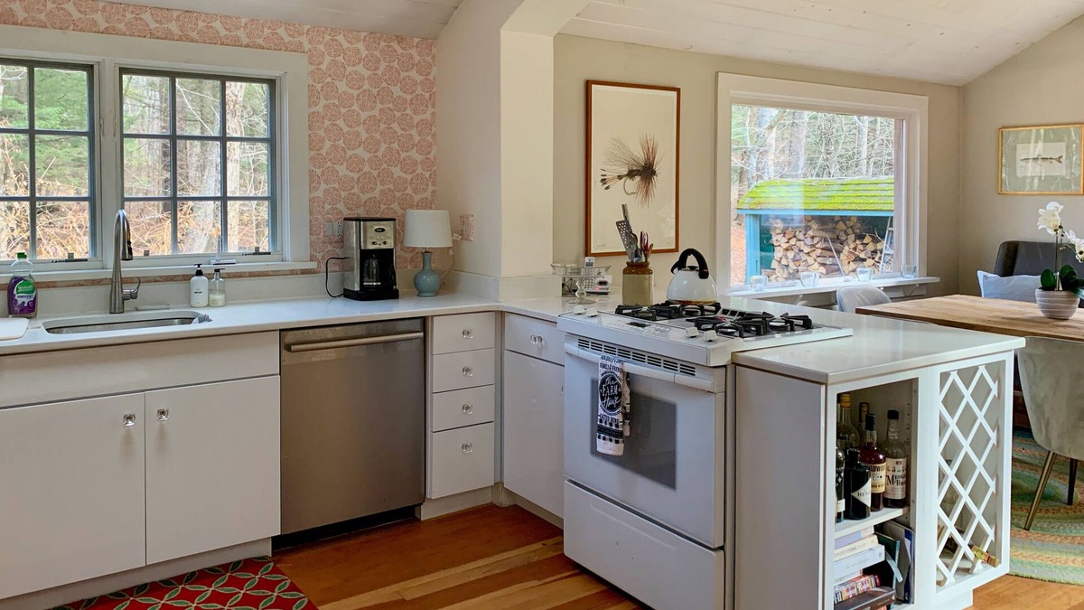Claryville House | River Cottage: Delightful stylish getaway