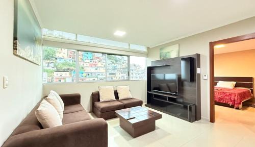Las Penas Apartment | River Front 1, 4 personas, 2 baños, agua caliente, wiffi, smartv, cocina