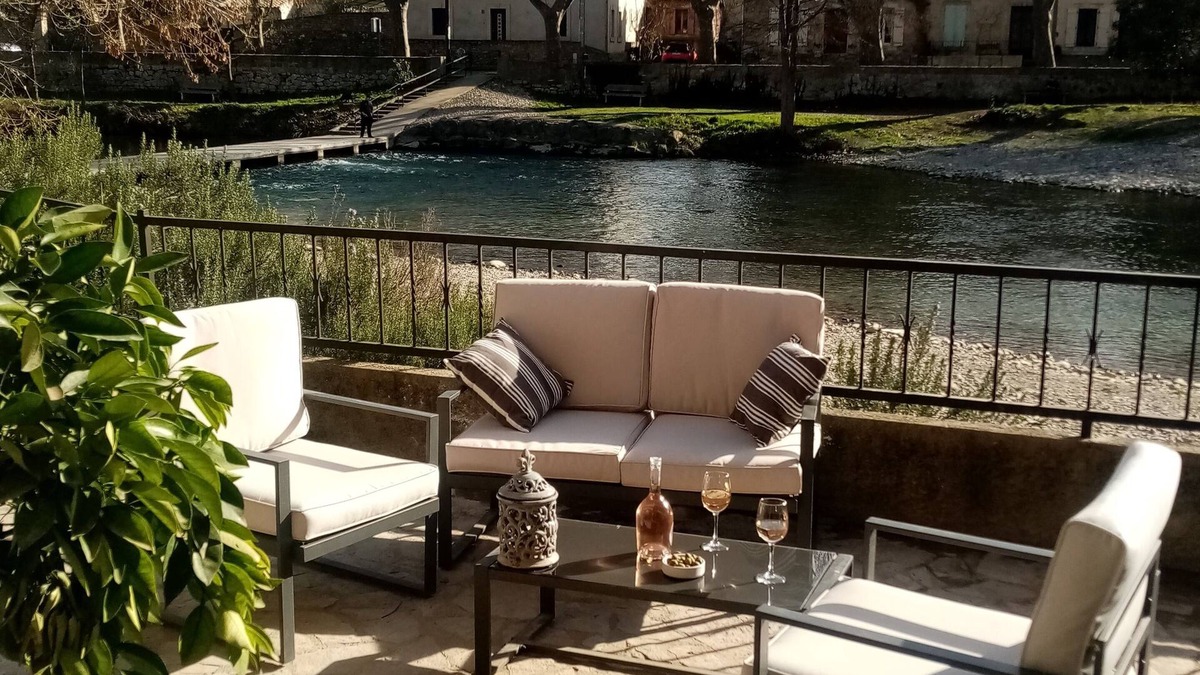 Bize-Minervois House | River front home in Bize minervois
