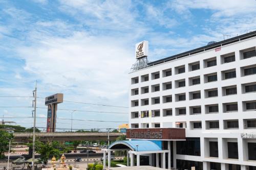 Nakhon Pathom Hotel | River Hotel The Budget