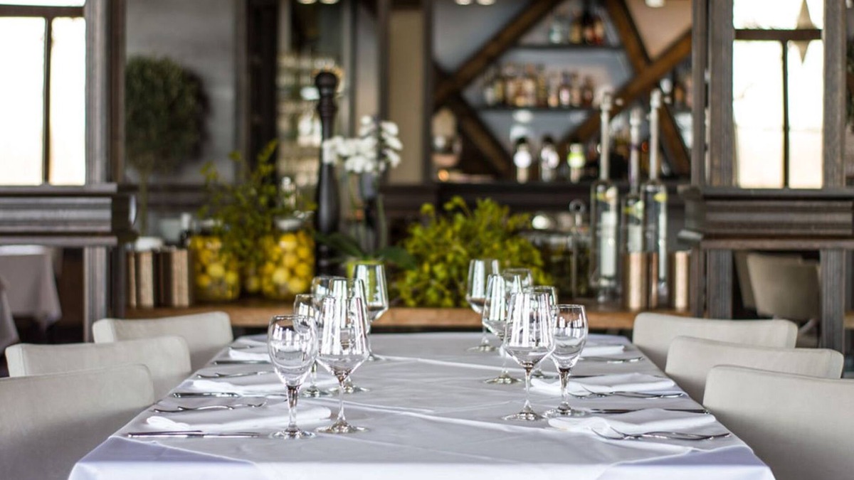 Vienna Hotel | River Lodge