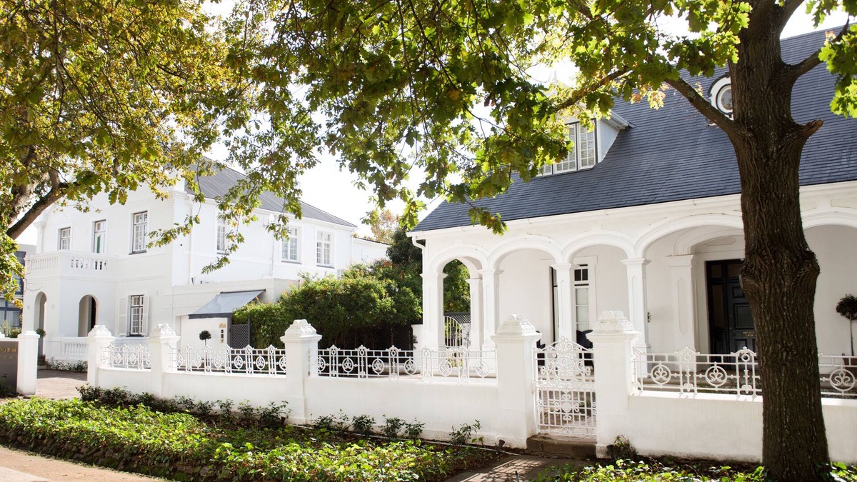 Stellenbosch Central House | River Manor Boutique Hotel