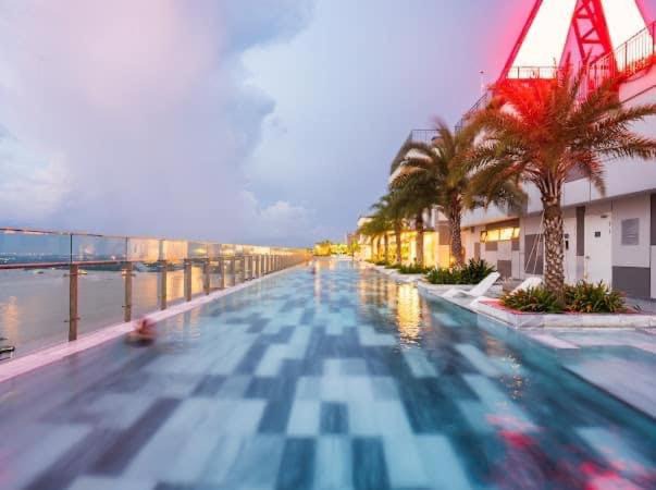 District 7 Apartment | River Panorama 2Bedroom Kingbed infinity Pool