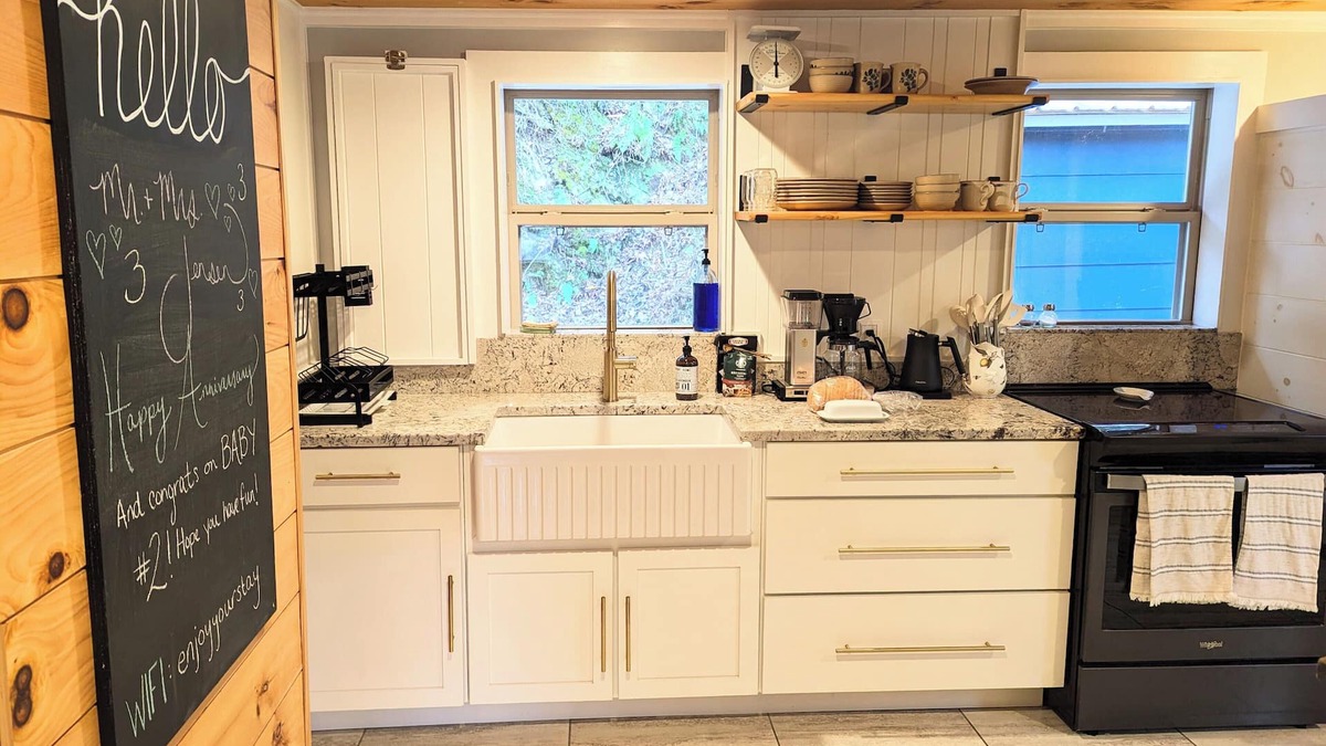 Boone Cottage | River + Rock Cottage : the Mountains Are Calling