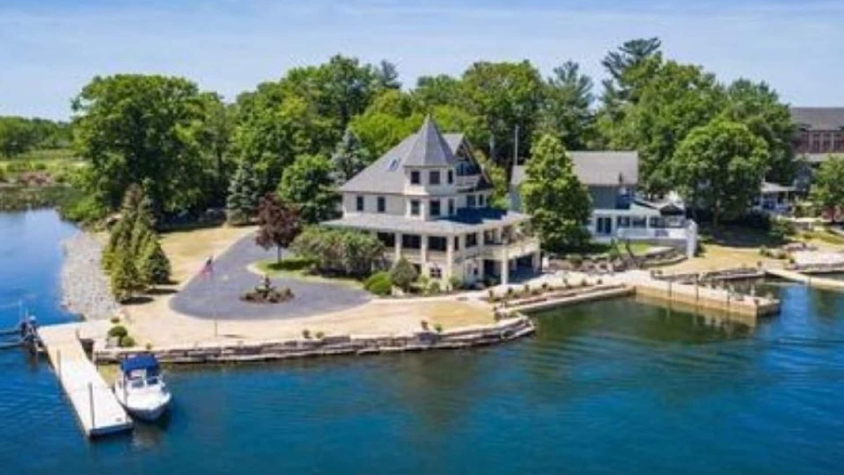 Alexandria Bay House | River Royalty, Alexandria Bay