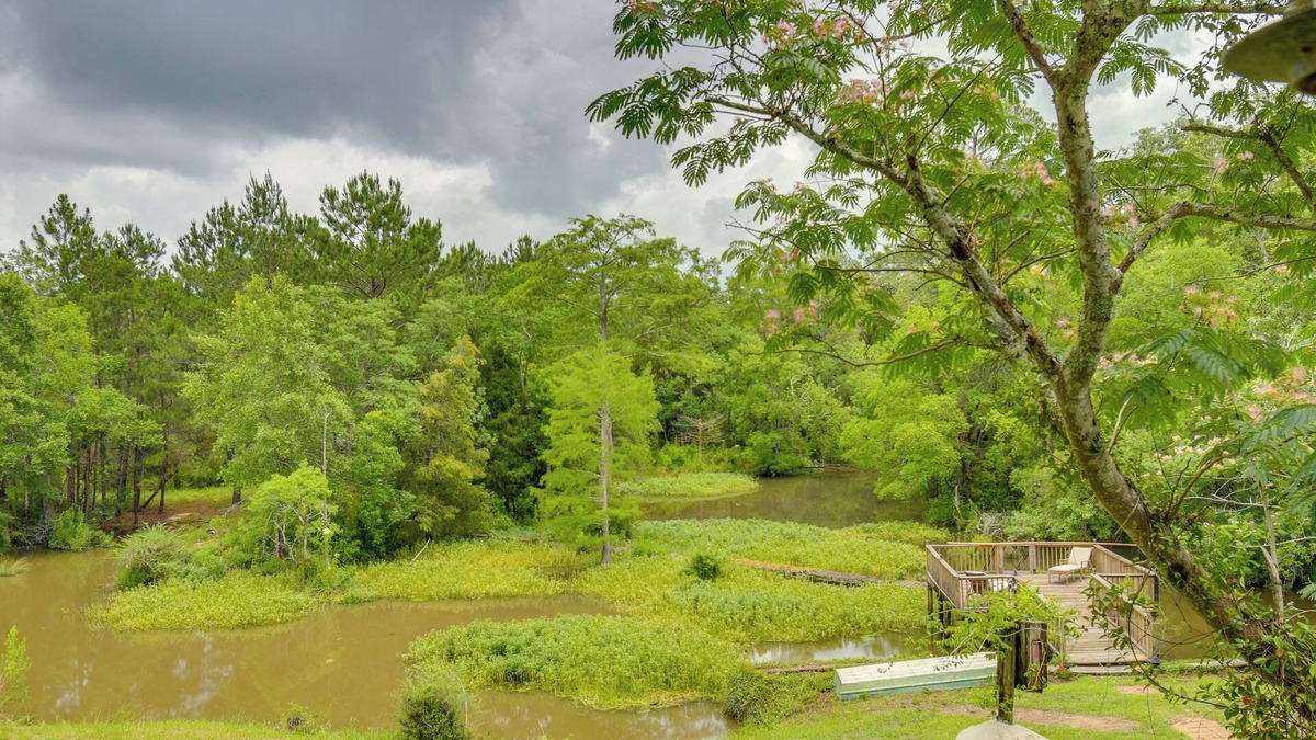 Fairhope House | 'River's Edge' Alabama Gulf Coast Getaway w/Deck!