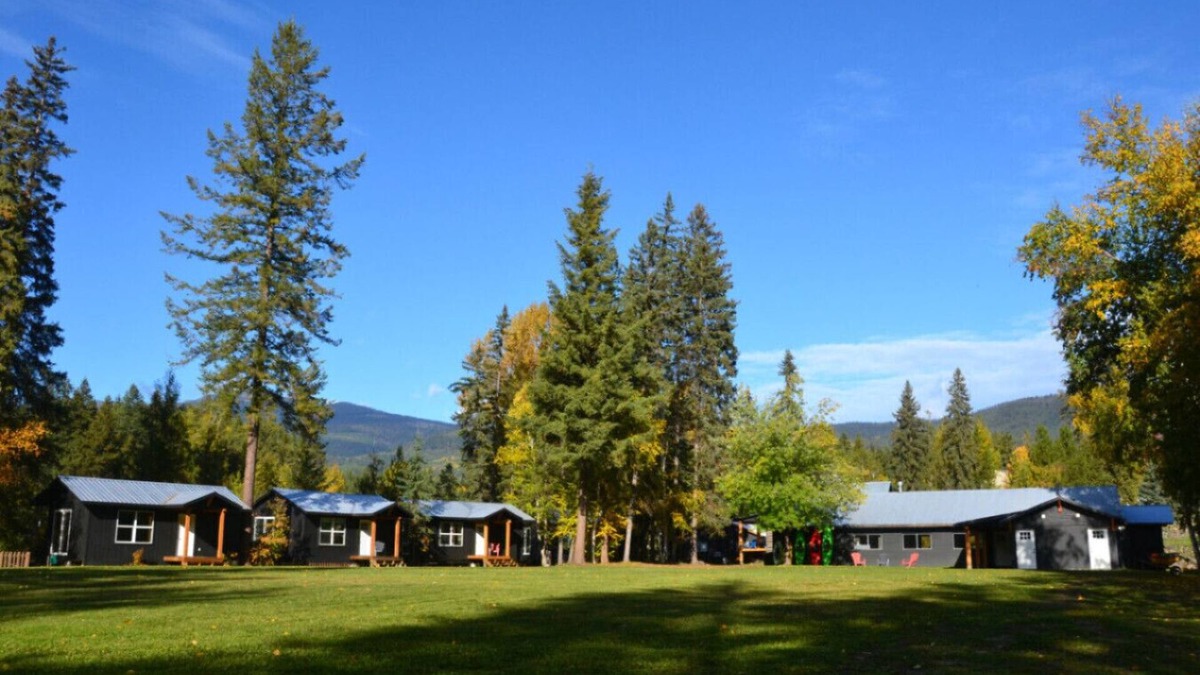 Clearwater House | River's Edge Retreat | RV Site 4- Full Service